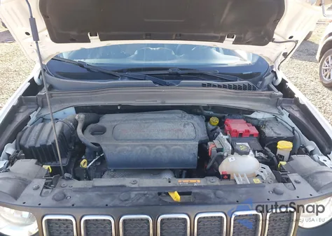 2020 Jeep Renegade Sport 4X4 из США, поврежденный, VIN ZACNJBAB3LPL51690